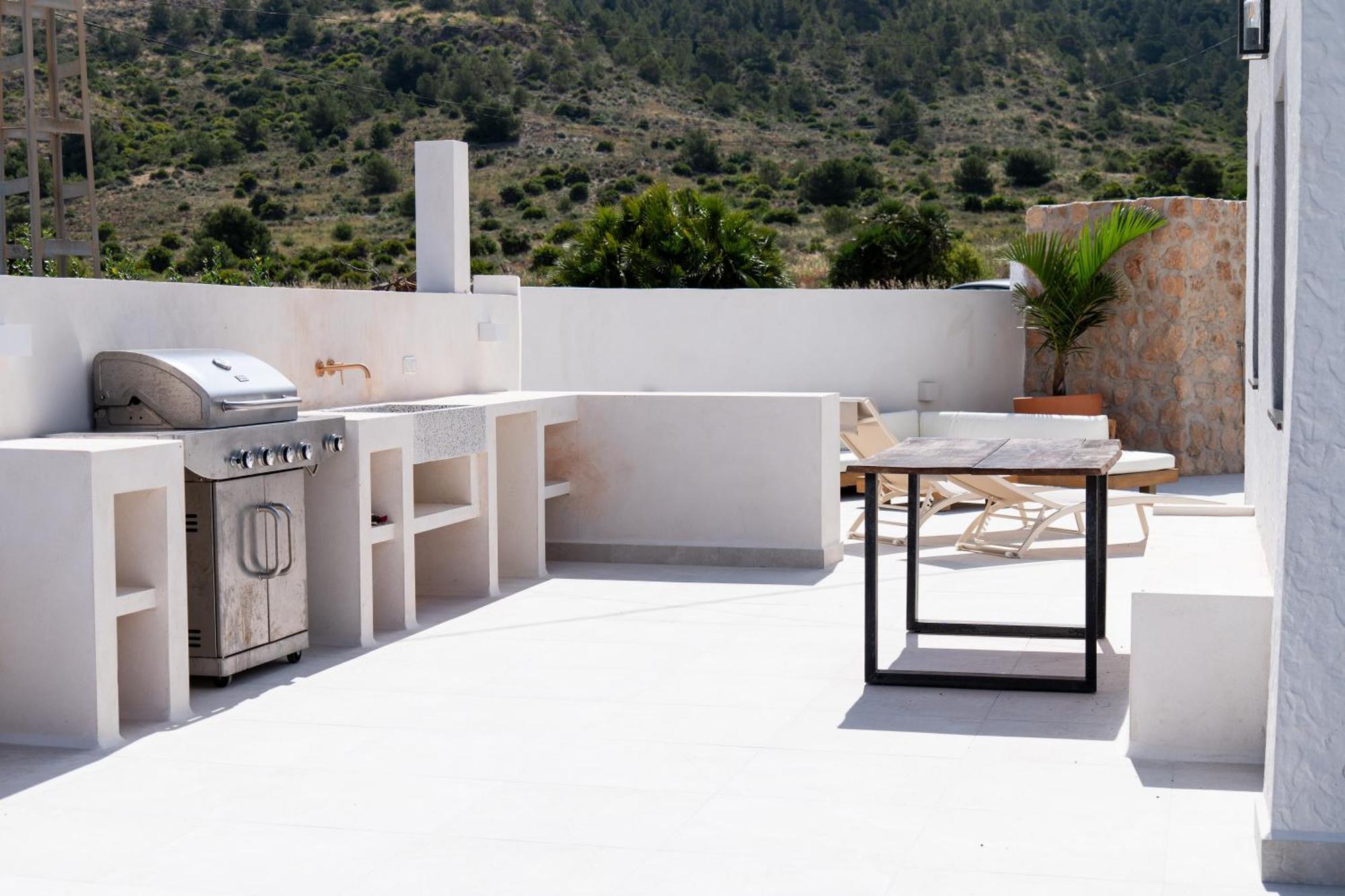 Nature-Filled Villa With Private Pool, Outdoor Kitchen & Chill Out Area Ideal For Families & Friends Los Belones Exterior photo